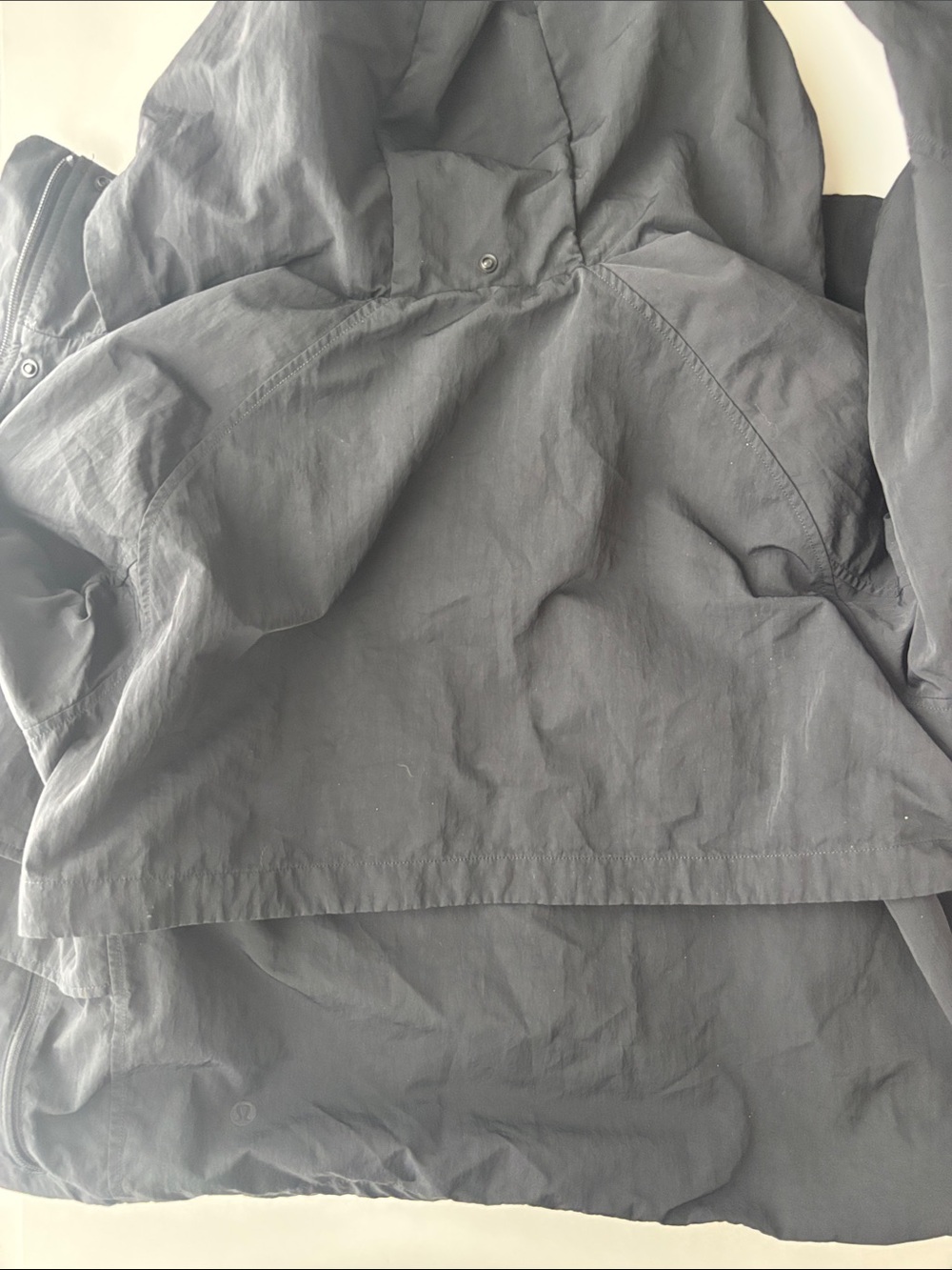 Lululemon Always Effortless Insulated Jacket
- Black - Picture 10 of 15